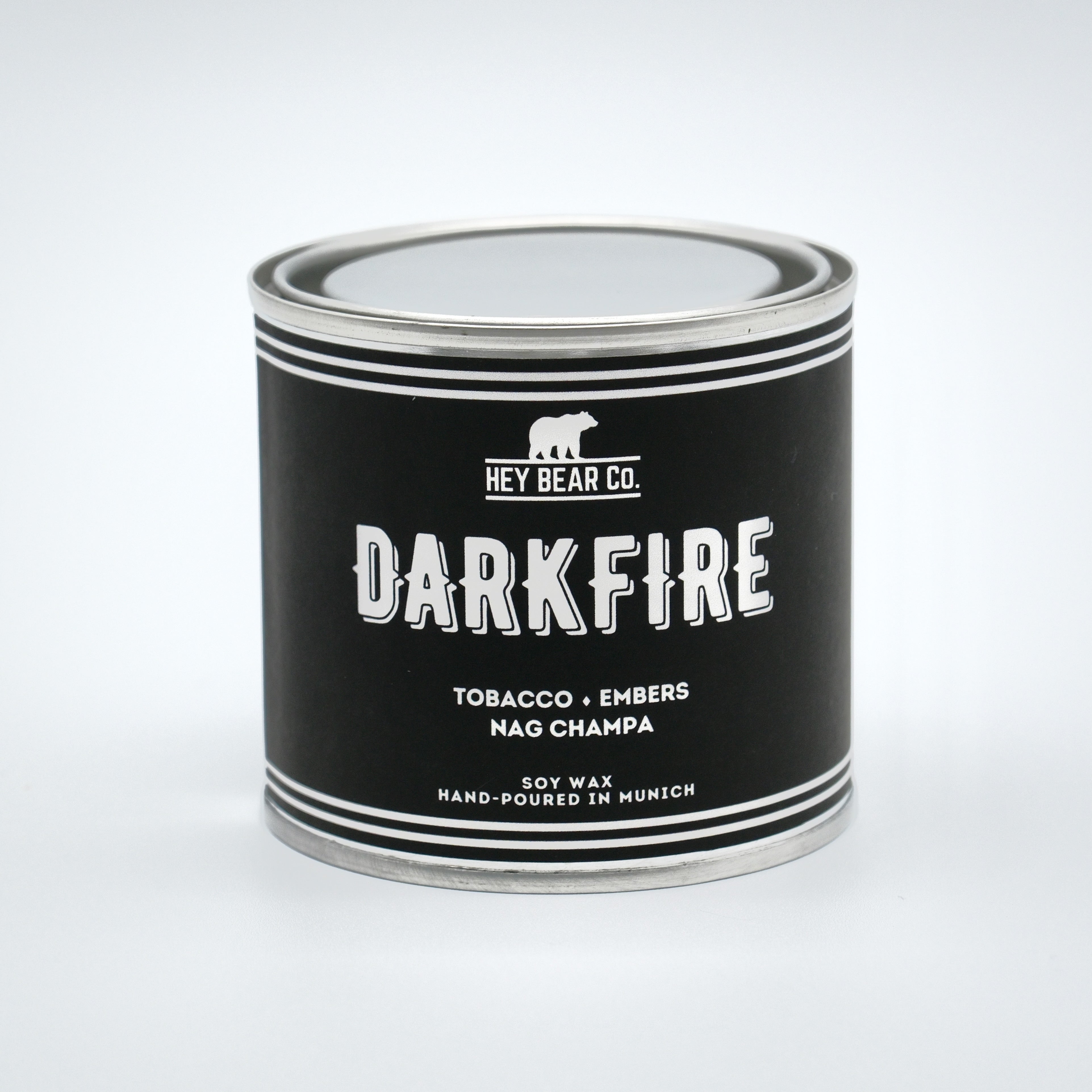 Darkfire_Sojawachskerze_1